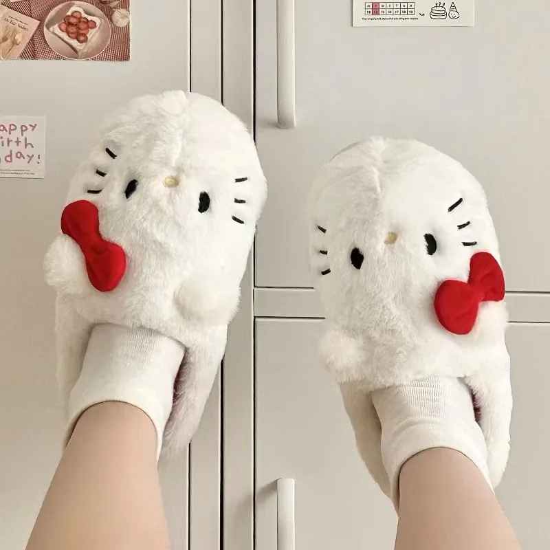 Chaussons Hello Kitty Blanc et Rouge – Ultra douces et confortables