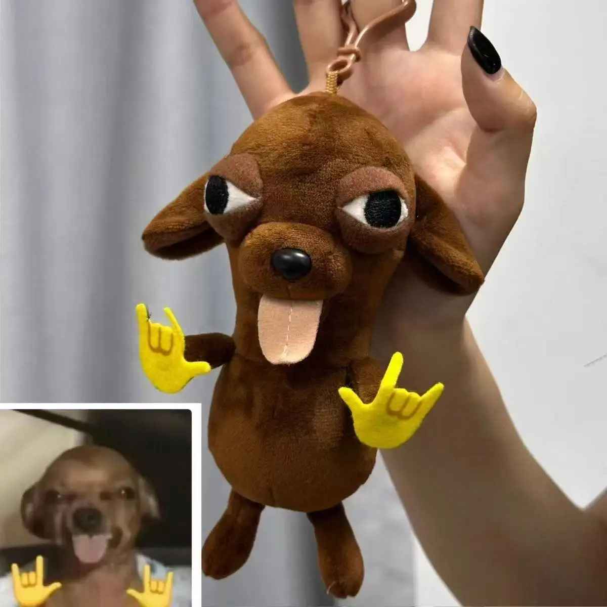 Peluche chien mignon et bizarre – Petit compagnon à emporter partout