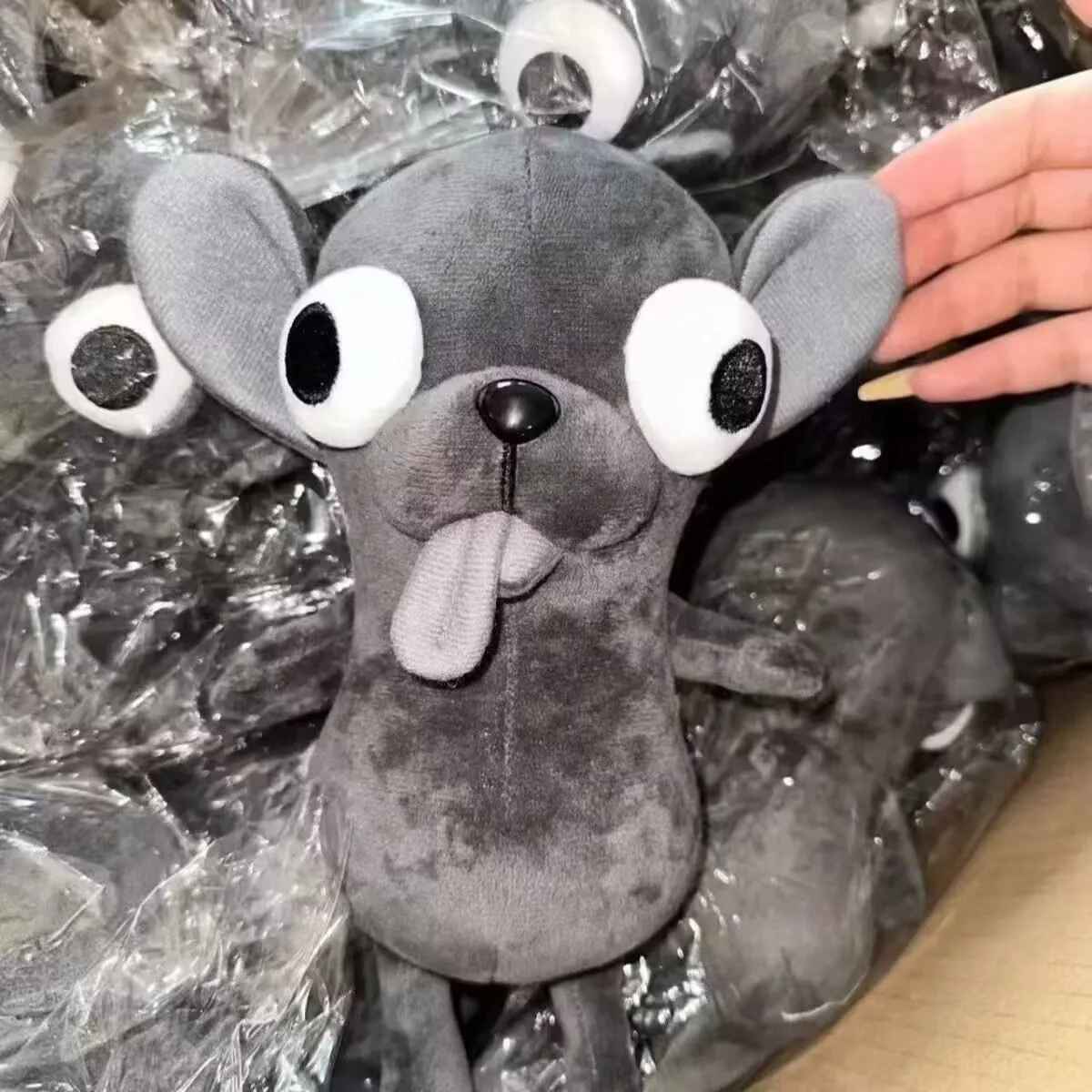 Peluche chien mignon et bizarre – Petit compagnon à emporter partout