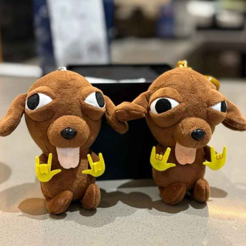 Peluche chien mignon et bizarre – Petit compagnon à emporter partout