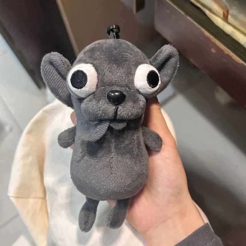 Peluche chien mignon et bizarre – Petit compagnon à emporter partout