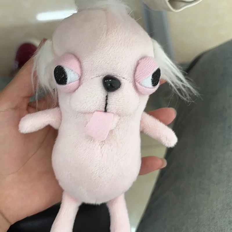Peluche chien mignon et bizarre – Petit compagnon à emporter partout