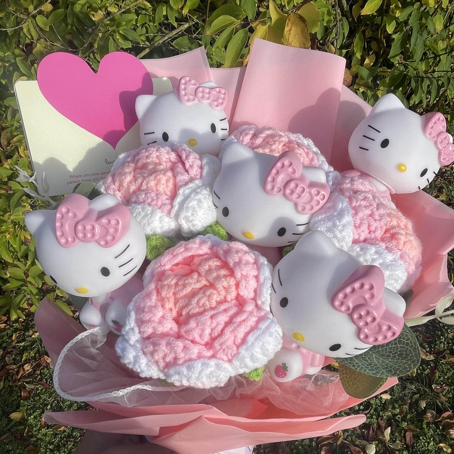 Bouquet de fleurs crochet kawaii Hello Kitty